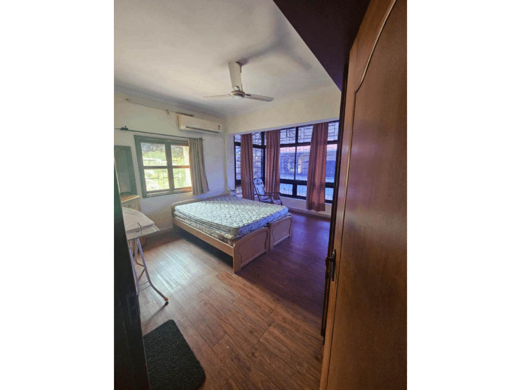 WhatsApp Image 2025-10-12 at 11.40.23 (1) (3)