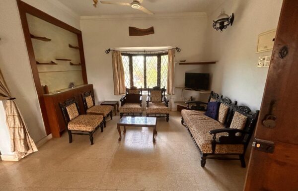 WhatsApp Image 2025-10-13 at 15.55.05 (2)