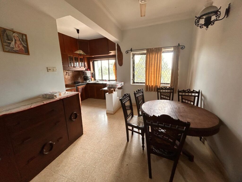 WhatsApp Image 2025-10-13 at 15.55.06 (1)