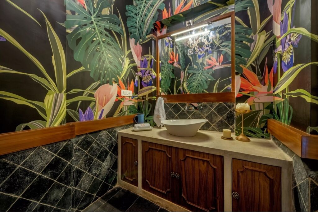 WhatsApp Image 2025-10-15 at 10.26.02