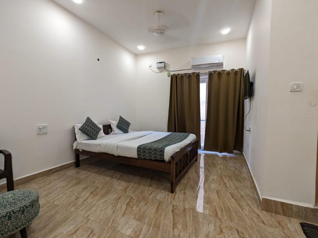 WhatsApp Image 2025-11-03 at 11.38.23