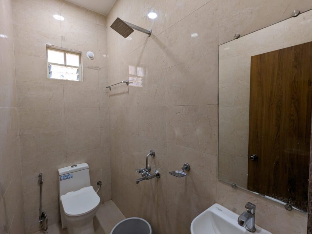 WhatsApp Image 2025-11-03 at 11.38.24