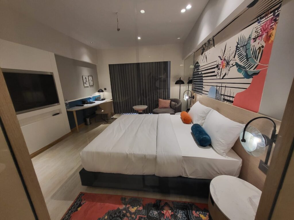 WhatsApp Image 2025-11-04 at 15.17.14 (1)