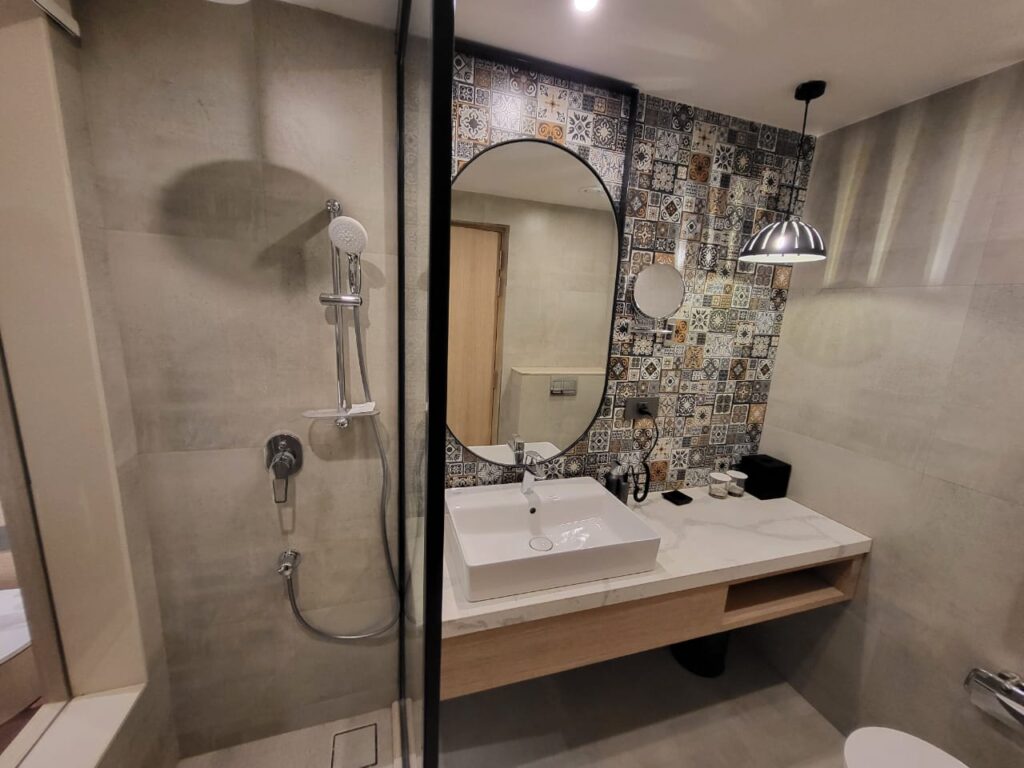 WhatsApp Image 2025-11-04 at 15.17.15