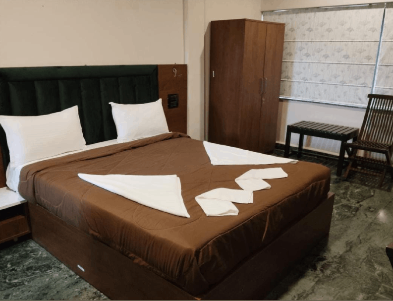 WhatsApp Image 2025-11-07 at 13.56.56 (1)