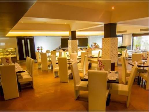 WhatsApp Image 2025-11-07 at 14.25.46 (1)