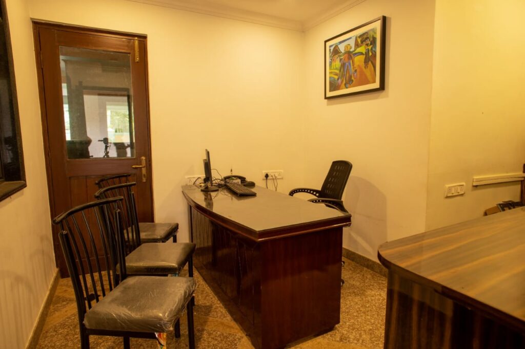 WhatsApp Image 2025-11-08 at 12.17.38 (1)