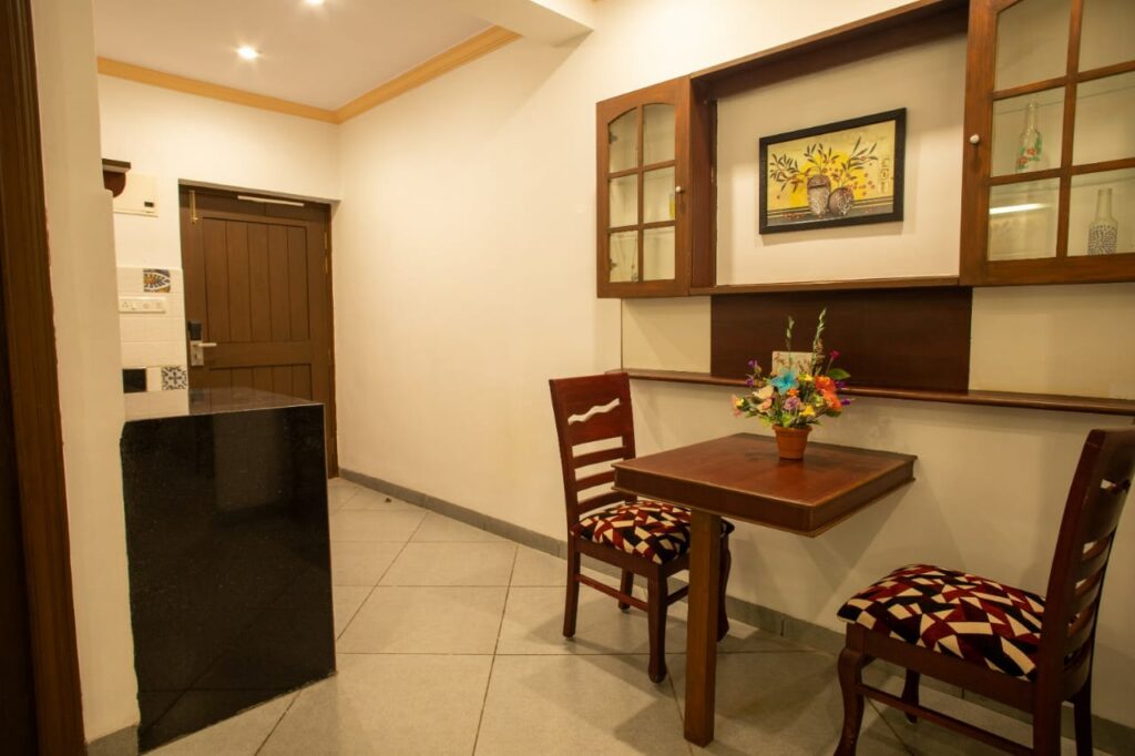 WhatsApp Image 2025-11-08 at 12.17.40 (1)