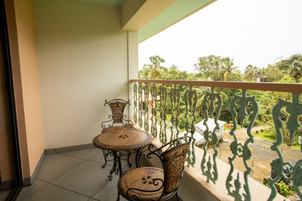 WhatsApp Image 2025-11-08 at 12.17.41 (2)