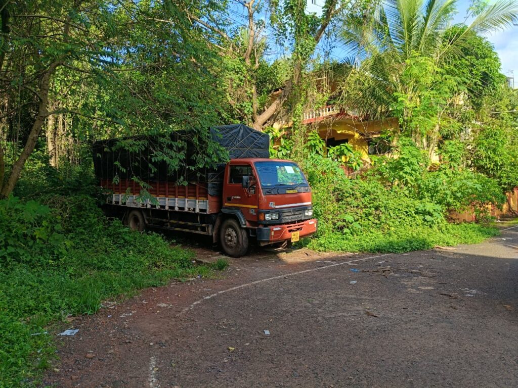 WhatsApp Image 2025-11-10 at 11.20.09