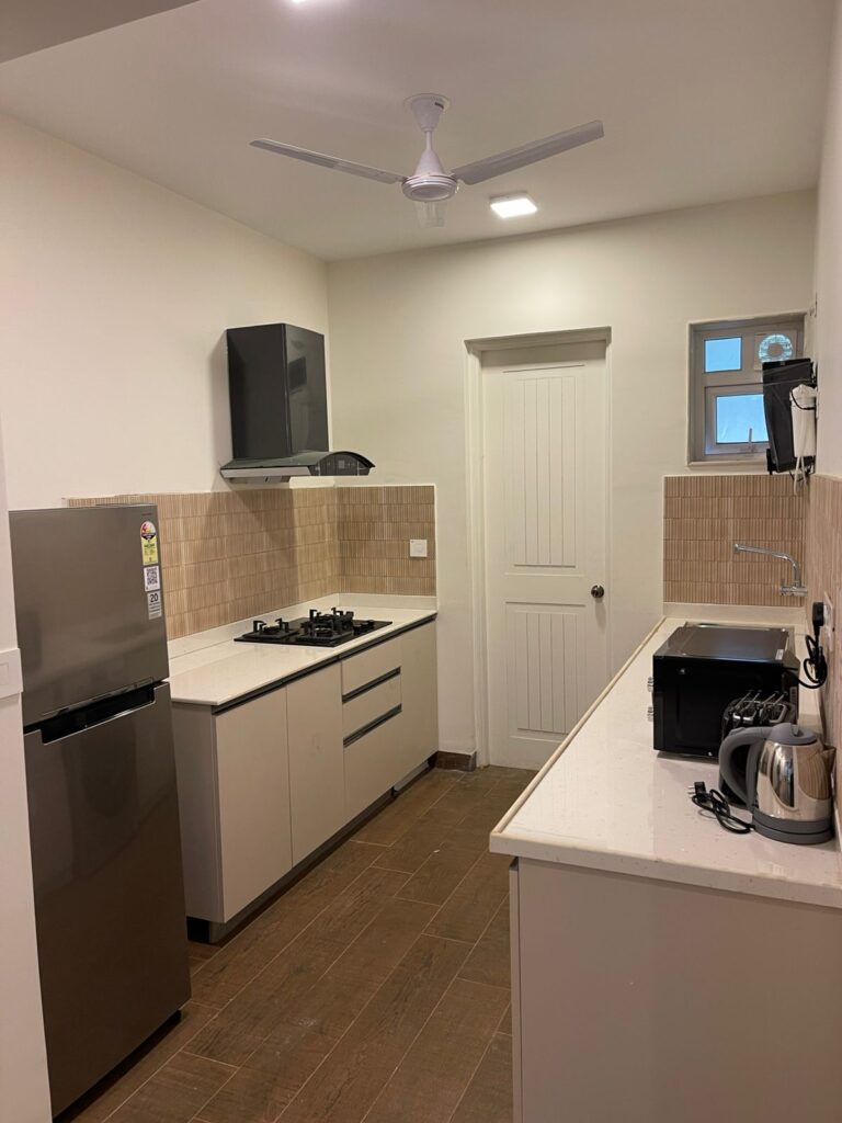 WhatsApp Image 2025-11-24 at 15.08.44 (1)