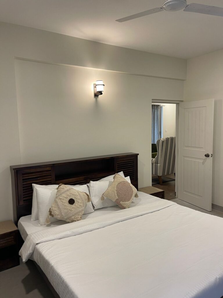 WhatsApp Image 2025-11-24 at 15.08.45 (1)