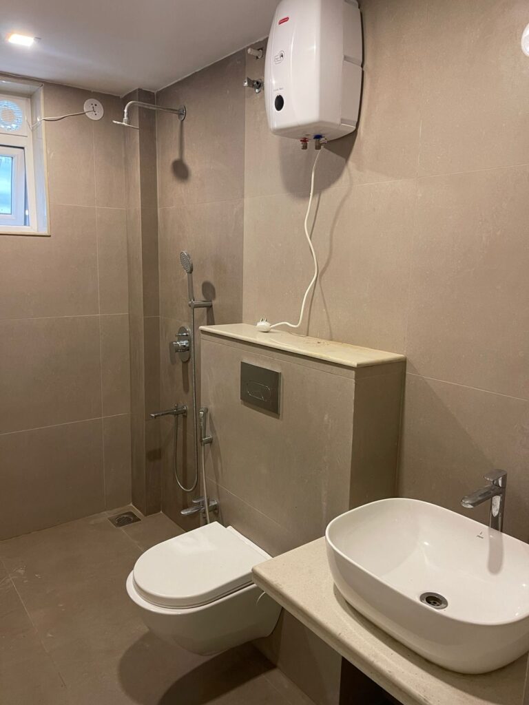 WhatsApp Image 2025-11-24 at 15.08.45 (2)