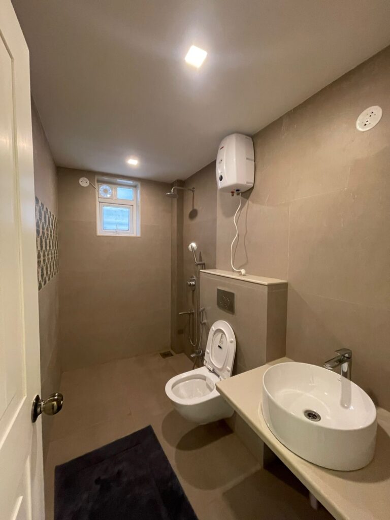 WhatsApp Image 2025-11-24 at 15.08.49 (2)