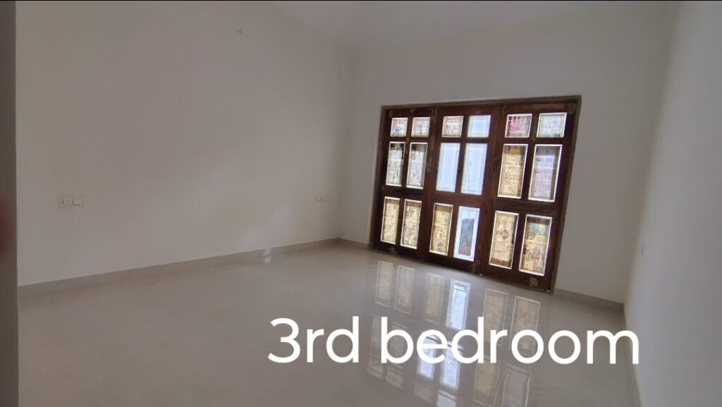 WhatsApp Image 2025-11-24 at 15.13.42 (2)