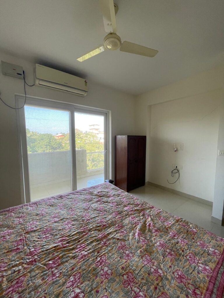 WhatsApp Image 2025-11-26 at 12.01.53 (1)