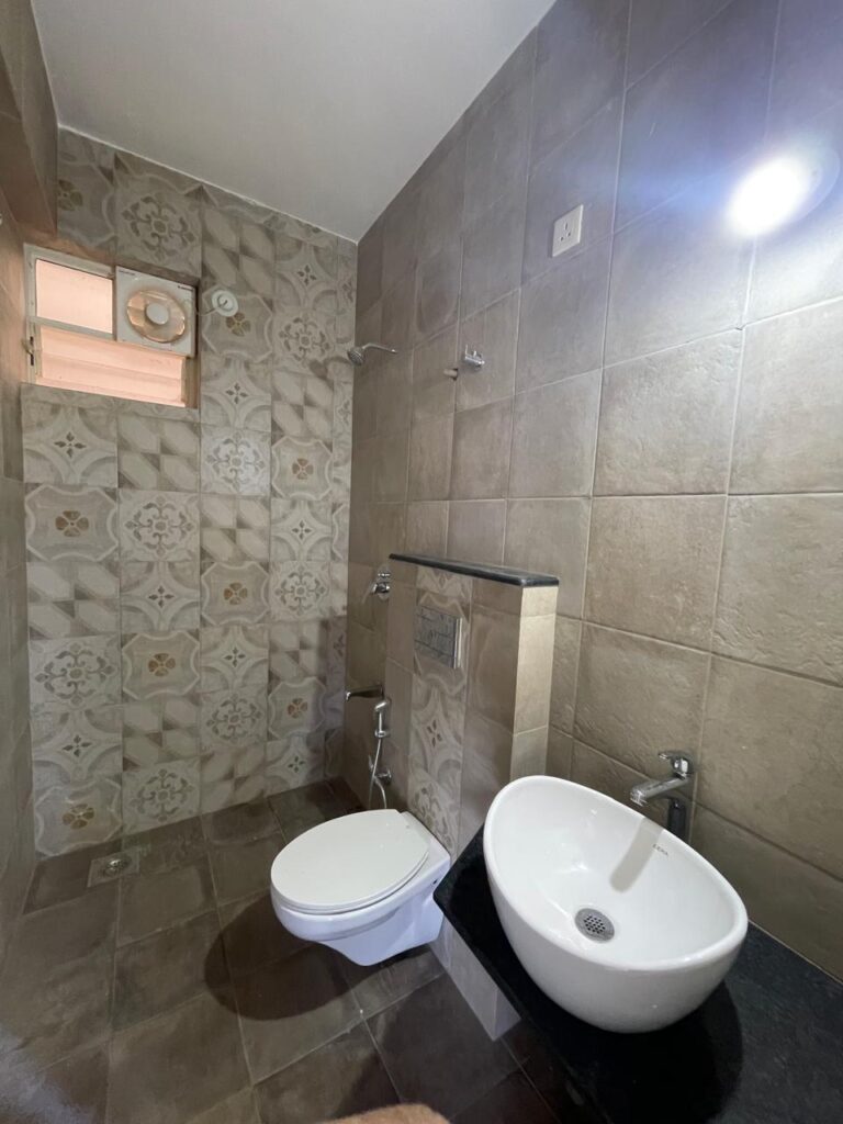 WhatsApp Image 2025-11-26 at 12.01.53 (2)