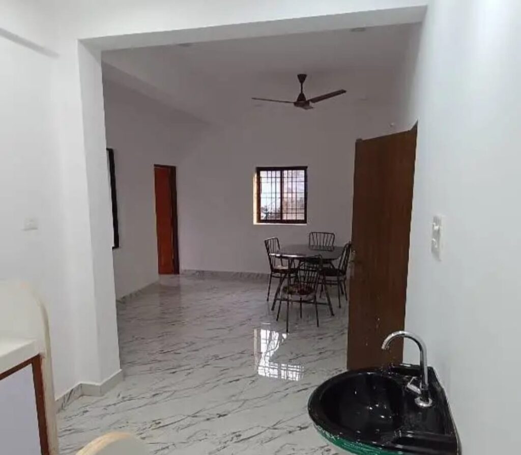 WhatsApp Image 2025-12-18 at 13.22.00